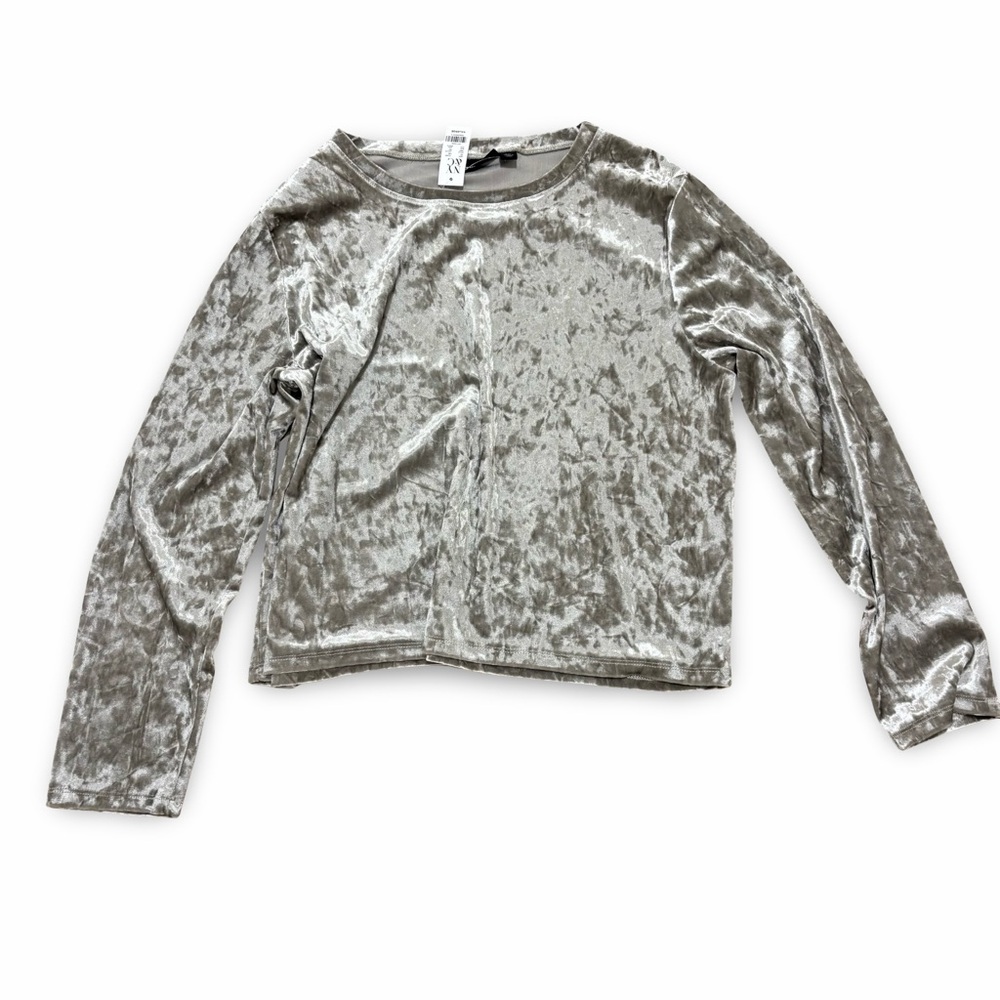 New York & Co Light Grey Silvery Long Sleeve Crushed Velvet Top Size XXL NWT
